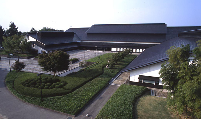 るるぶ特別編集『福井県立恐竜博物館』