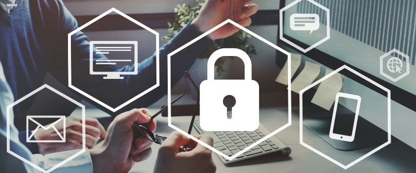 AI翻訳の情報漏えいリスクと対策